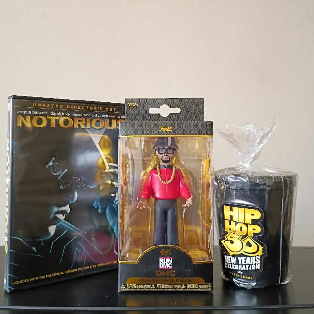 RUN DMC "DMC" Premium Vinyl Figure (2 of 4)
